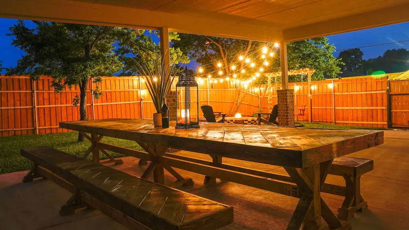 Dallas4 BR w/ Hot Tub, FirePit &Basketball Hoop - Image 1