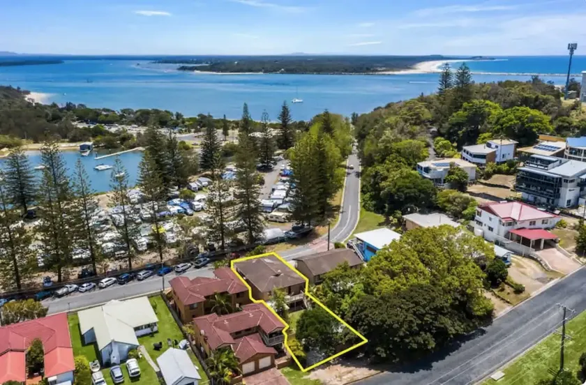 River House Yamba Unit 1 - Image 1
