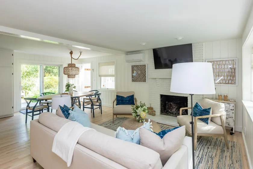**Vineyard Vacation Retreat** -3 BR - Image 1