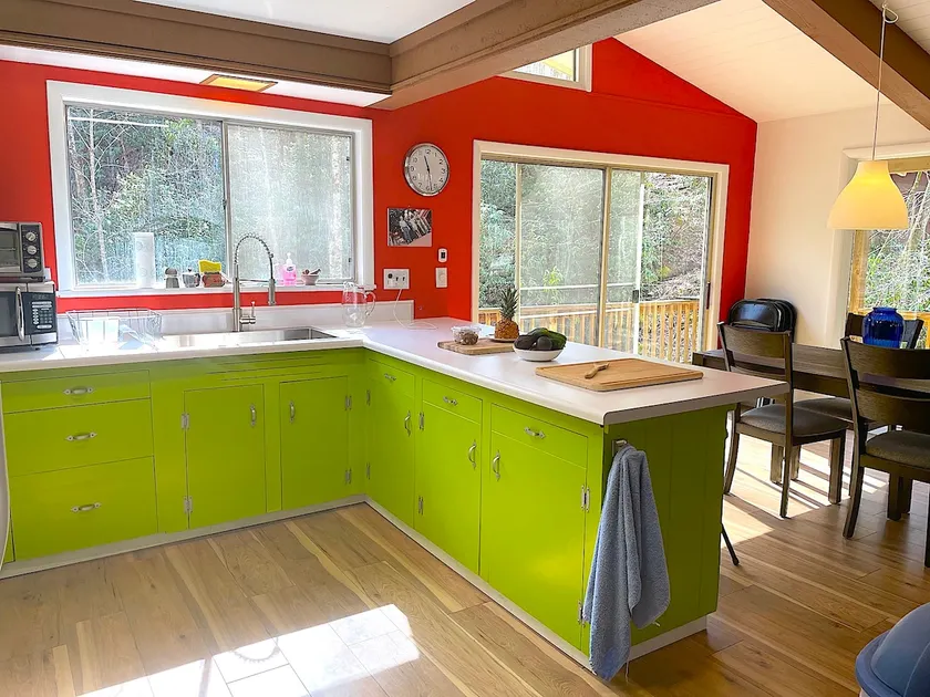 The Orange House, Your Creekside Mountain Getaway! - Image 1