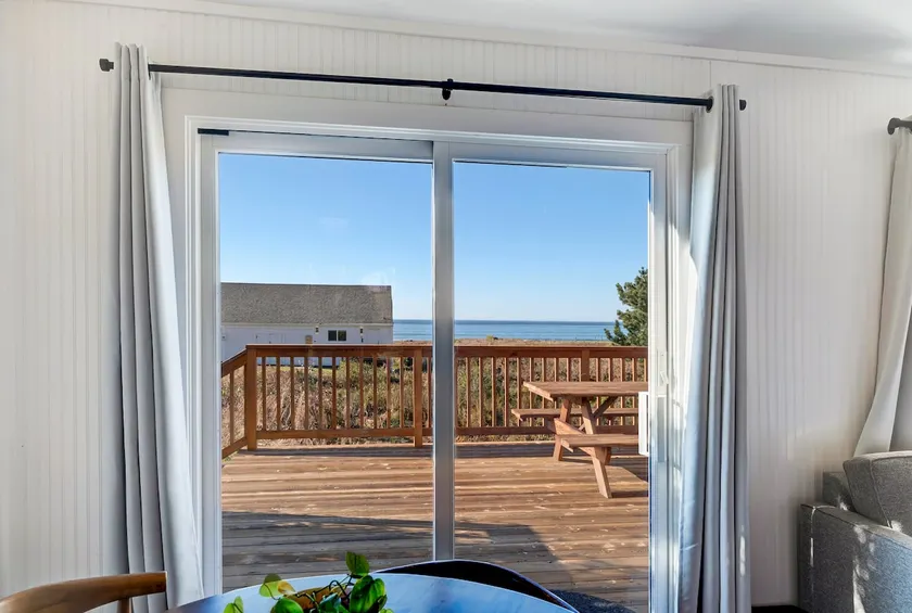 Oceanside Suite Unit #5 at Beachcomber Cottages - Image 1