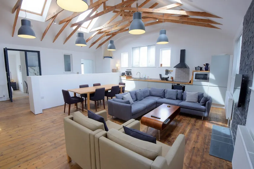 Ebenezer Hall - Open plan living in old chapel. - Image 1