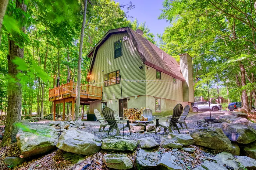 Family Fun in The Poconos at The Rosewood Hideout - Image 1