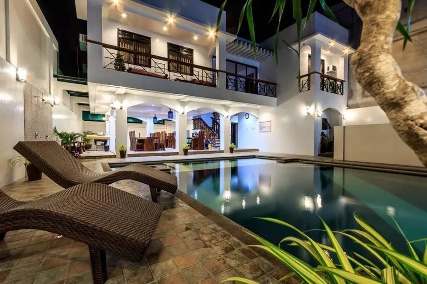 Charming Hotspring Villa with Mt Makiling Scenery - Image 1