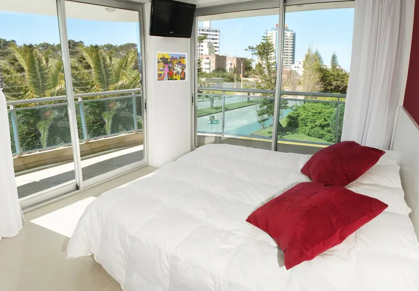 Sun and Moon 2 Punta del Este - Full Amenities - 205 - Image 1