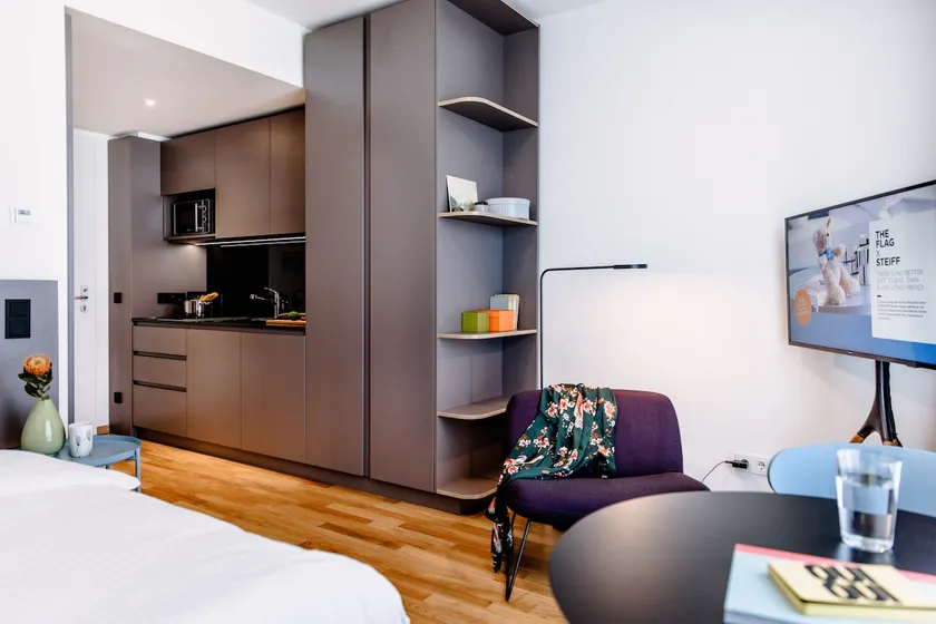 Modern family apartment with 2 rooms - Image 1