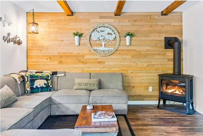 Newly Renovated, Hot tub, 2min to Killington lift - Image 1