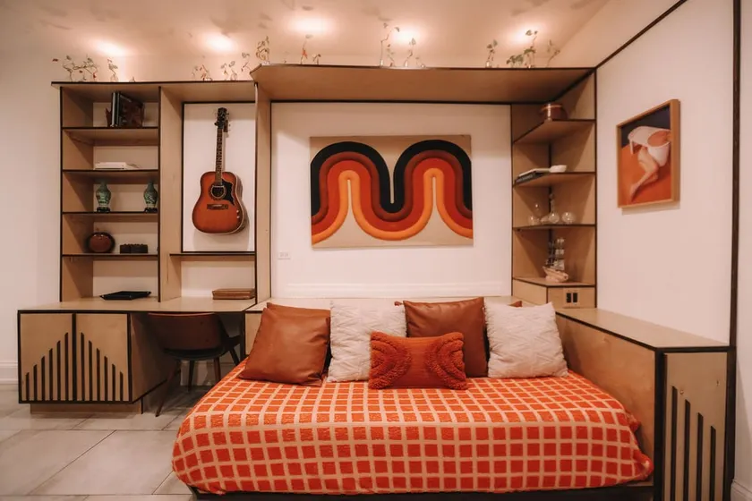 JUST LIKE HONEY - Hip 70s Vibe - No Cleaning Fee! - Image 1