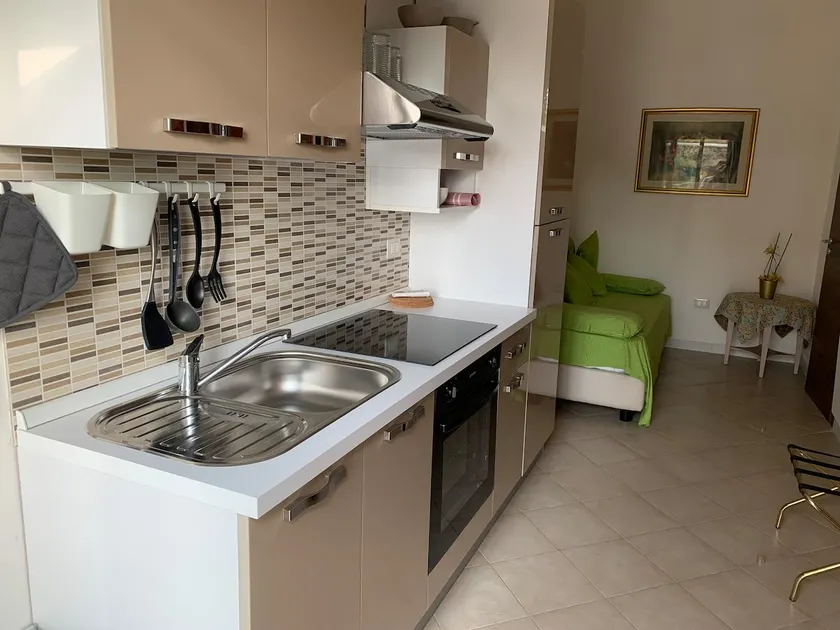 Apartment in the countryside near the sea - Image 1