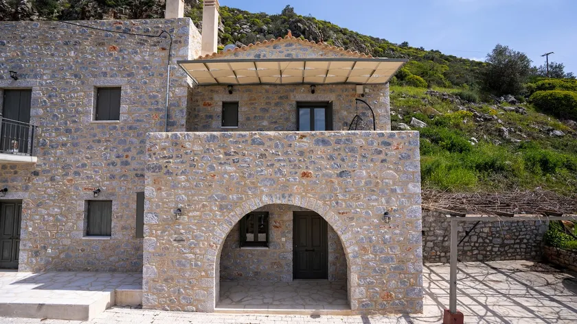 Alexandra's House - Image 1