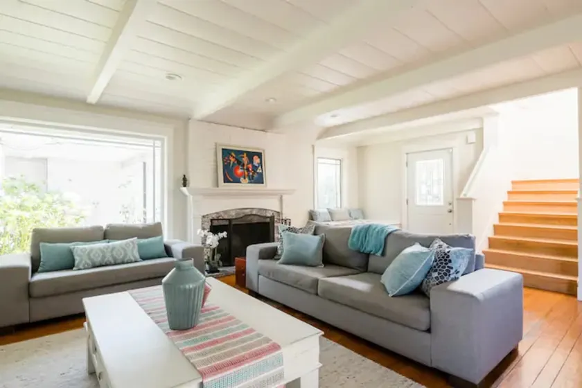 Spacious 7 bd w/ Casita and Pool near downtown - Image 1