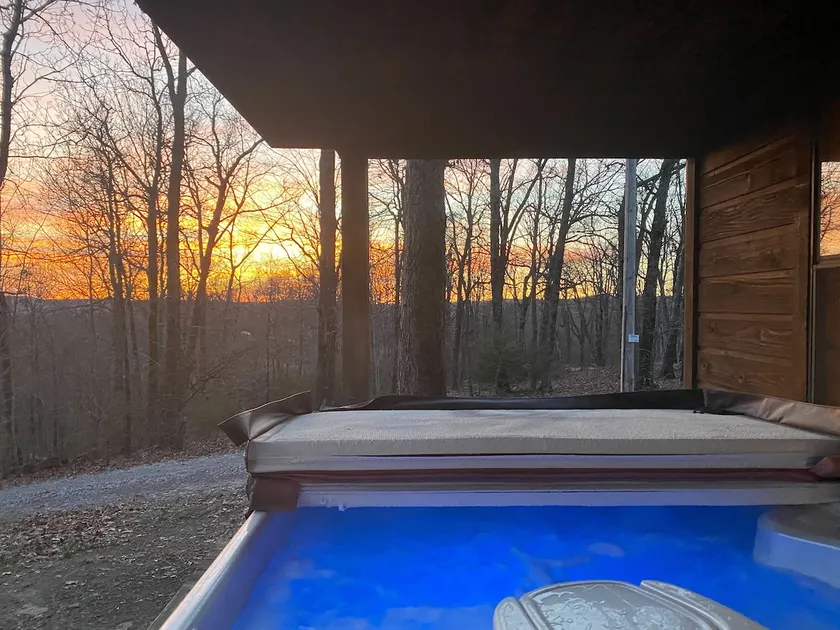 Amazing sunsets with a Hot Tub - Image 1