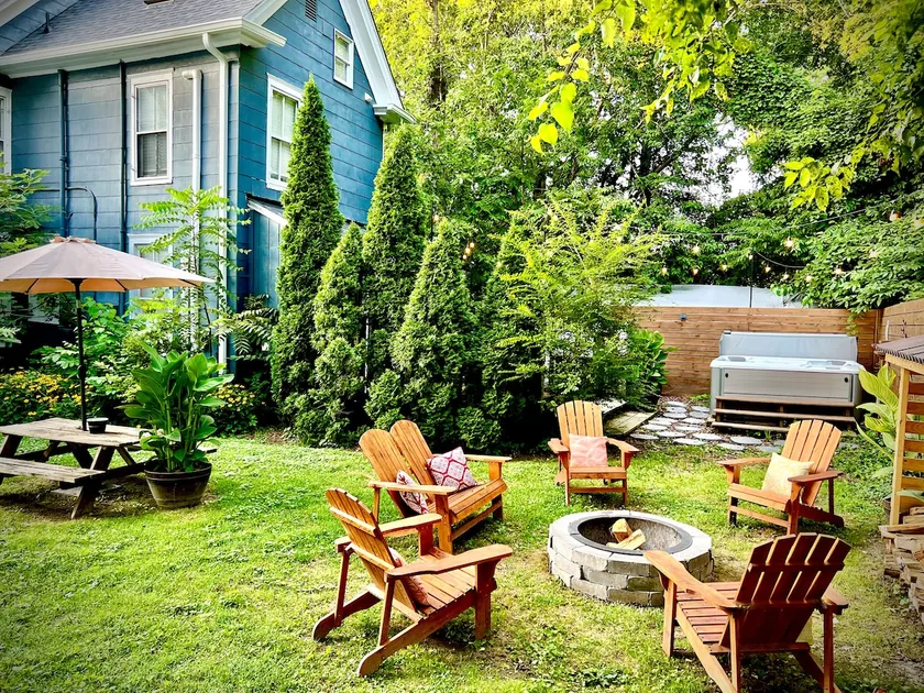 Peaceful Historic House Near Water, with Hot Tub! - Image 1