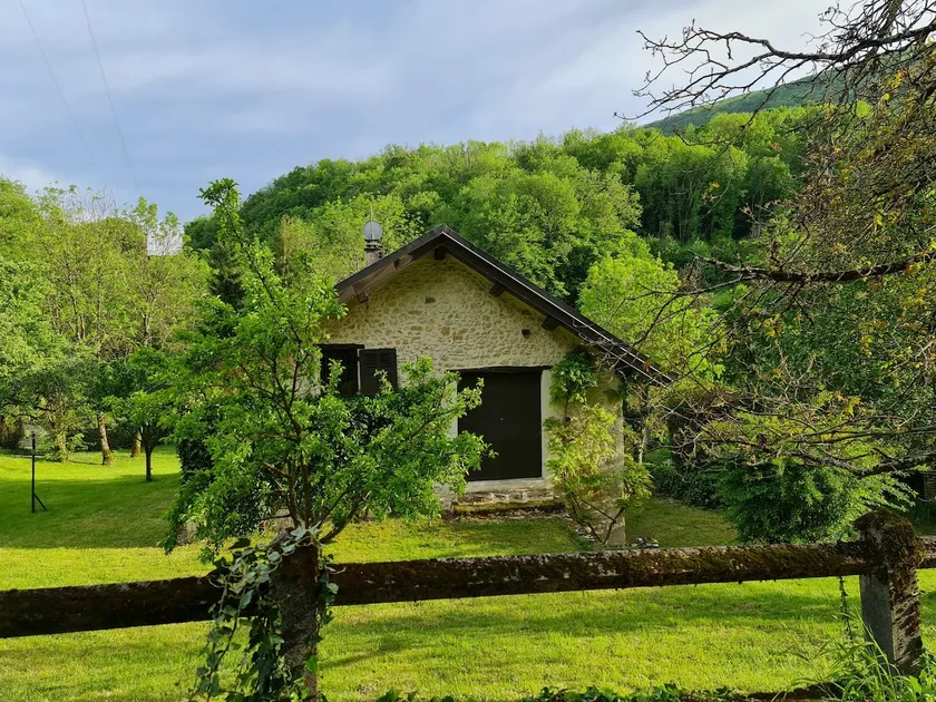 House with river between Geneva and Annecy - Image 1