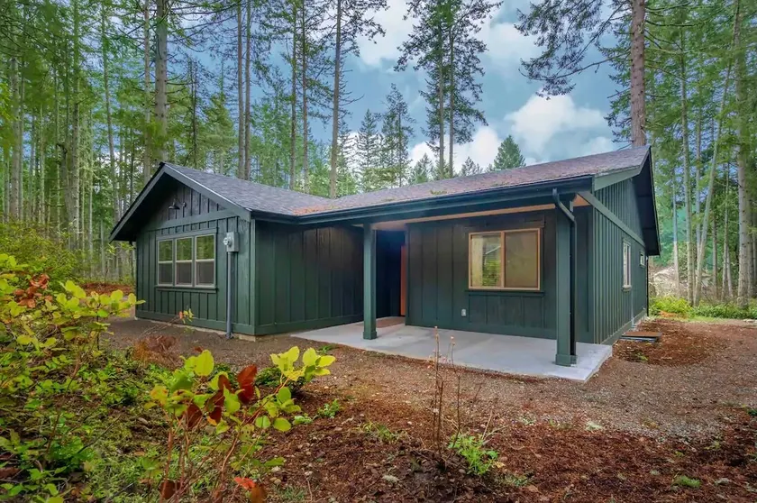 The Evergreen Tangerine w/ hot tub - Image 1