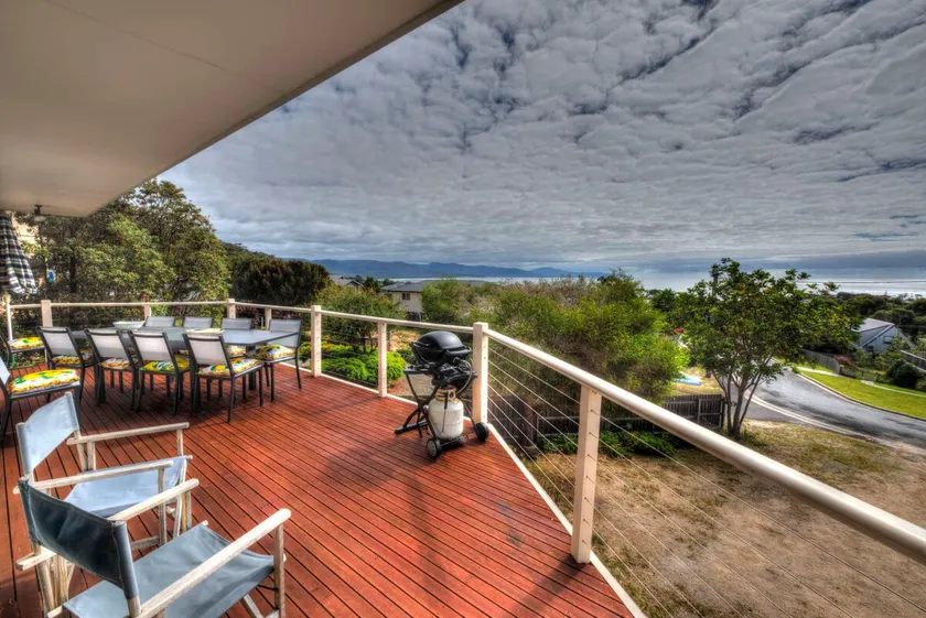Bella Vista - Image 1