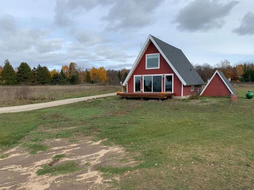 Cozy A-Frame with spectacular views! - Image 1