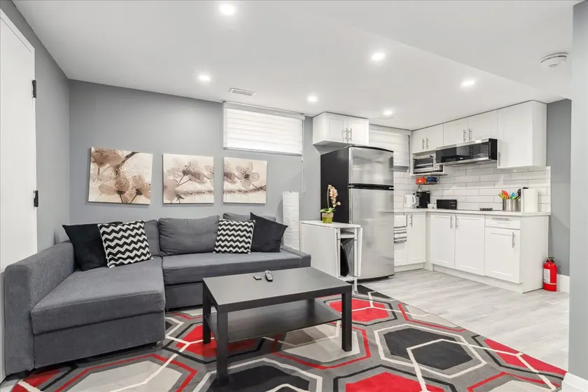 Albany Apartment- Private basement suite - Image 1