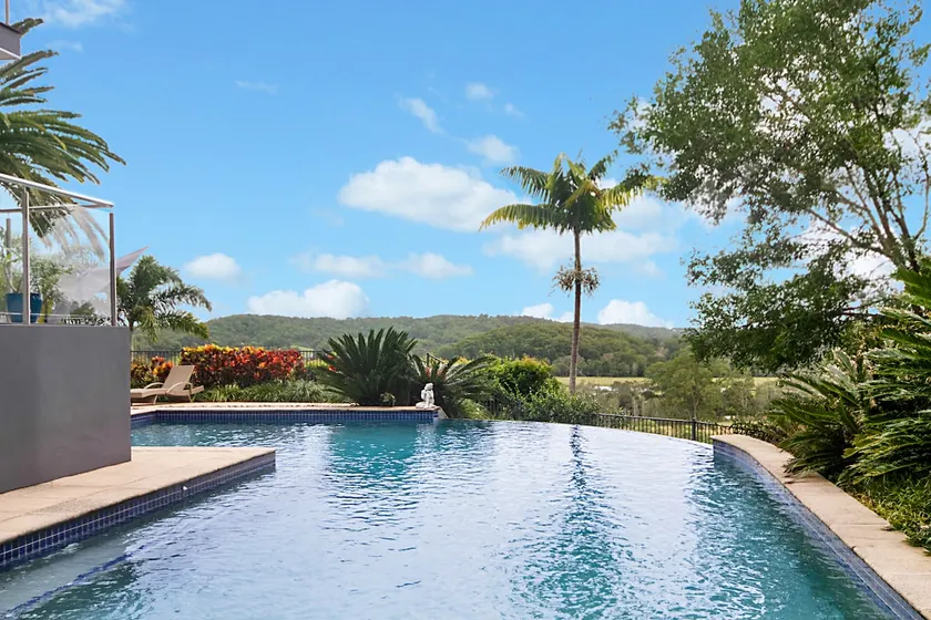 Coolangatta Hinterland Retreat - Image 1