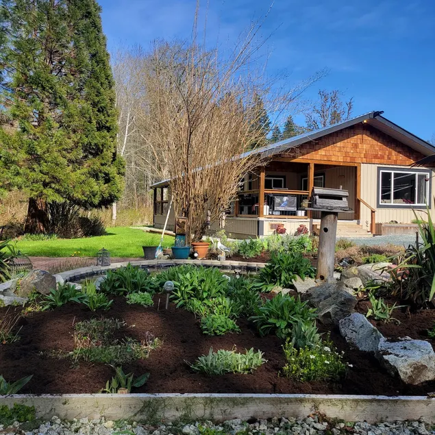 Raven's River Rest Guest House - Image 1