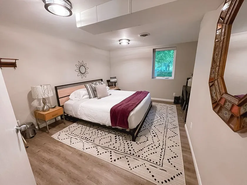 Entire lower level! King and Queen beds - 4 guests - Image 1