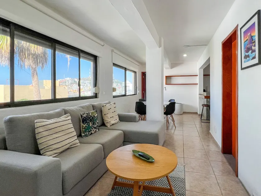 Two-bedroom apartment with a view of Olas Altas - Image 1