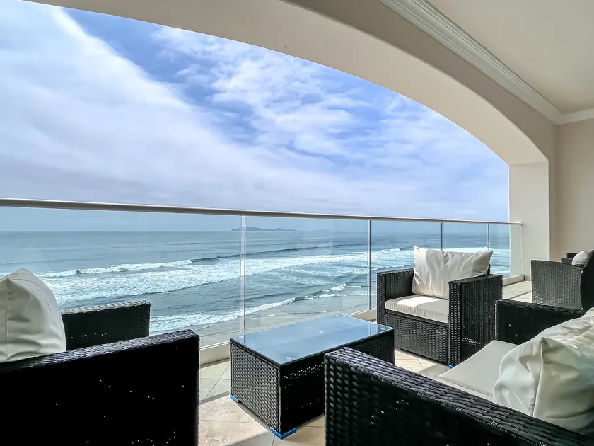 Stylish-BeachAccess-MarYSolCondo-6thFloor-Rosarito - Image 1