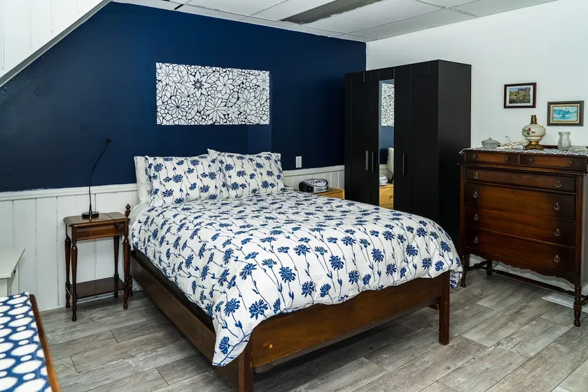 Historic Home with Yoga Studio - Image 1