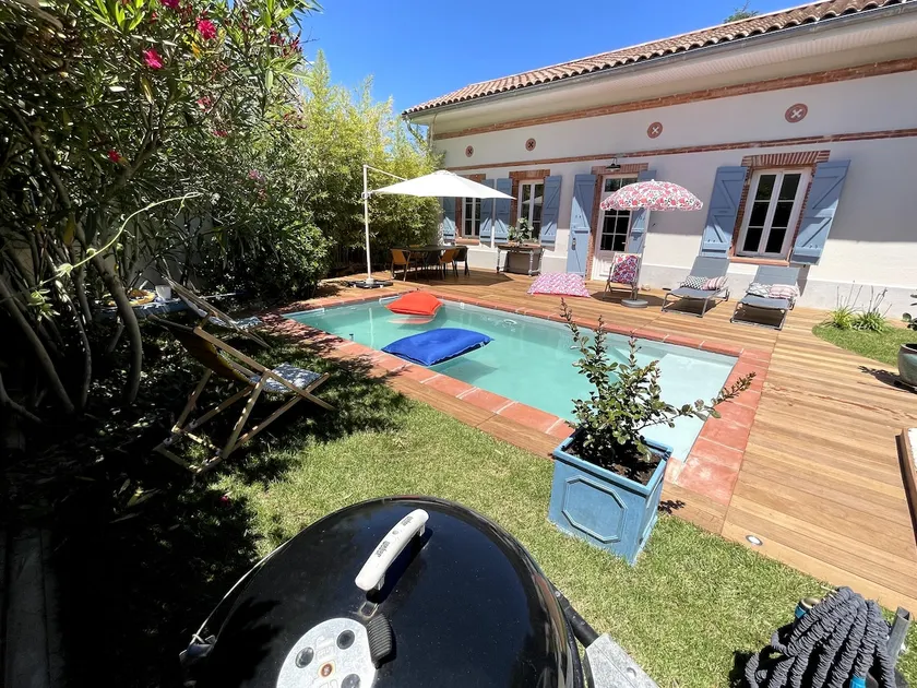 Typical Toulouse house completely renovated - Image 1