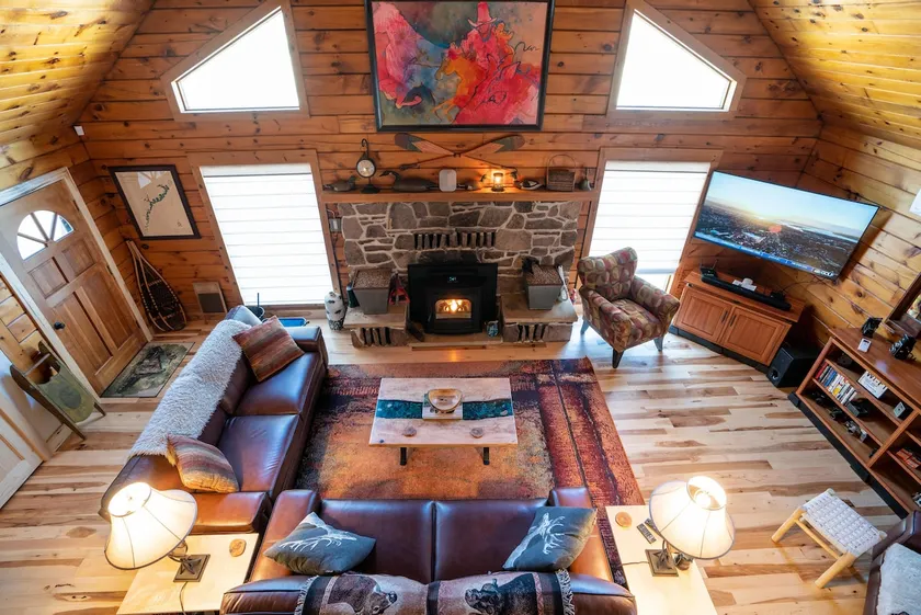 The Flying Squirrel Lodge--Luxury Lodge Near Raystown Lake and Penn State - Image 1