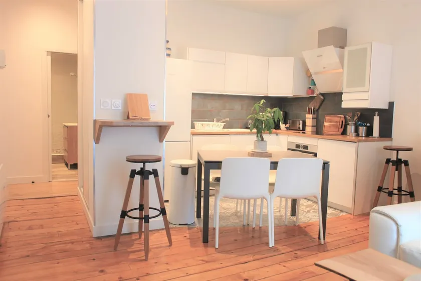 Superb new T3, 2 beds, 1 large desk, Championnet - Image 1