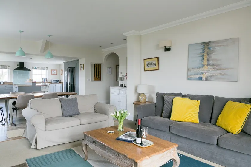 Luxury 3 bedroom cottage with outstanding views - Image 1