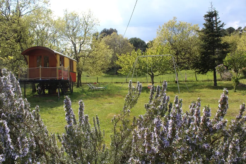 Caroline's Camper - Image 1