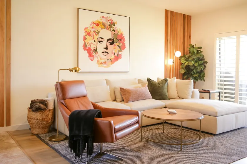 PERFECTLY located Stylish 2BR Country Club Villa! - Image 1