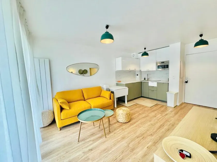 Heated pool - Terrace - Free parking - Image 1