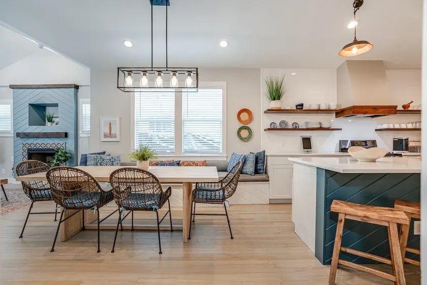 The Pearl Cottage House by the Riverwalk; HGTV - Image 1
