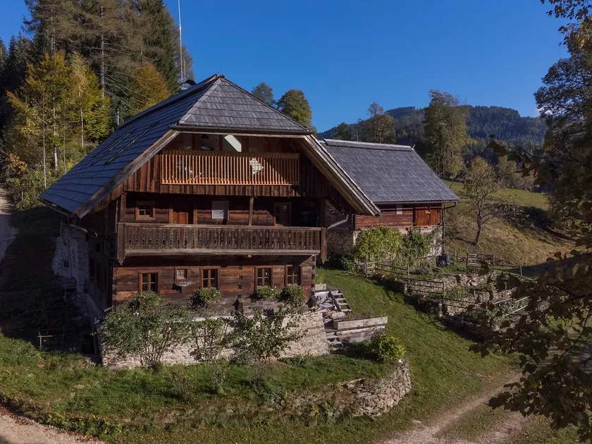 Charming guest apartment in an old farmhouse in a secluded alpine location - Image 1