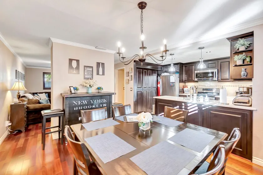Stylish 3BR Condo | Pool, Spa & Desirable Location - Image 1