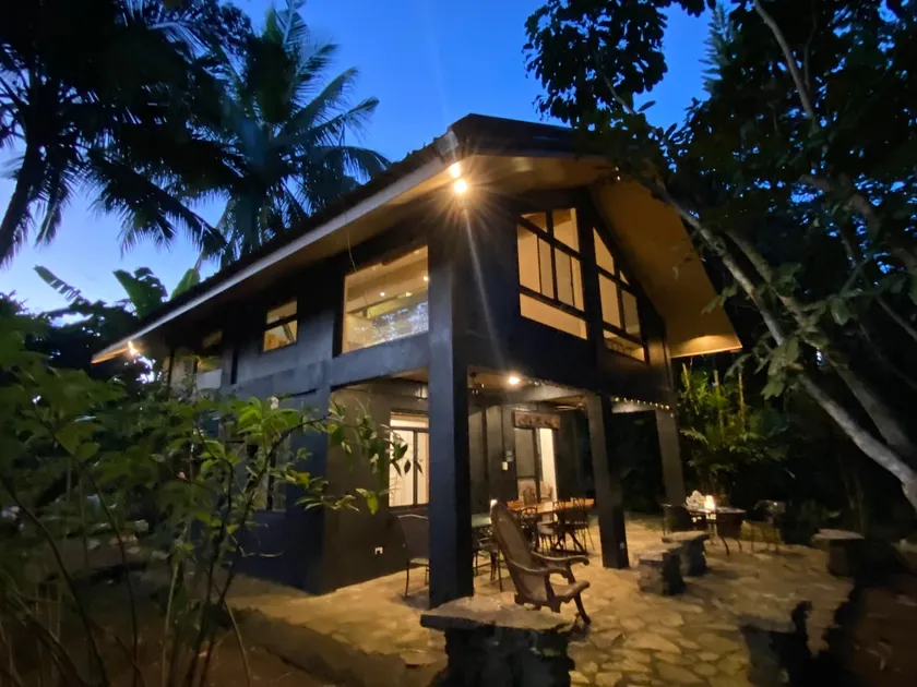 Alitaptap Cottage - Image 1