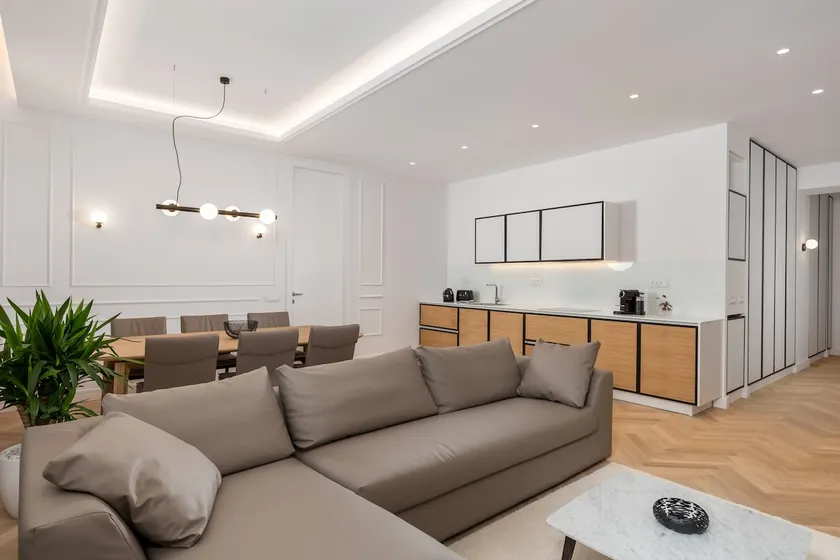 Plaza apartment A1 - Image 1