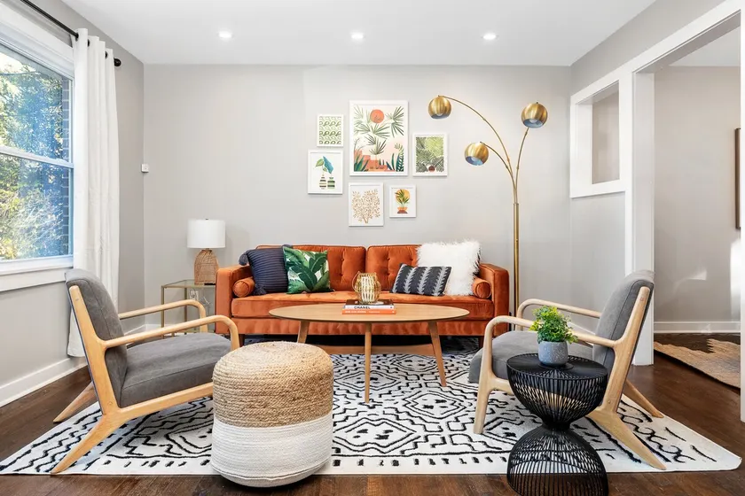 West Side Family-Friendly Modern Haven - Sleeps 12 - Image 1