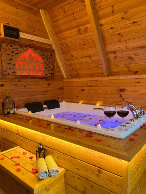 Bungalow with Jacuzzi | Near Ayder | Mountain View - Image 1