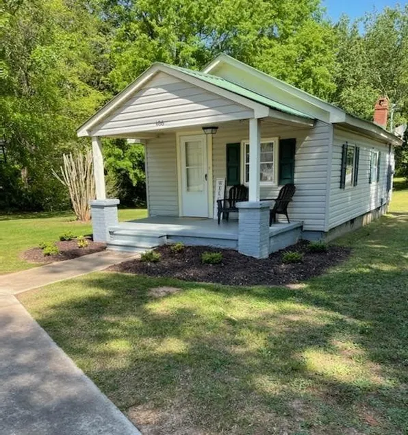 Adjacent to Dawson Park/1 mile from Clemson Univ - Image 1