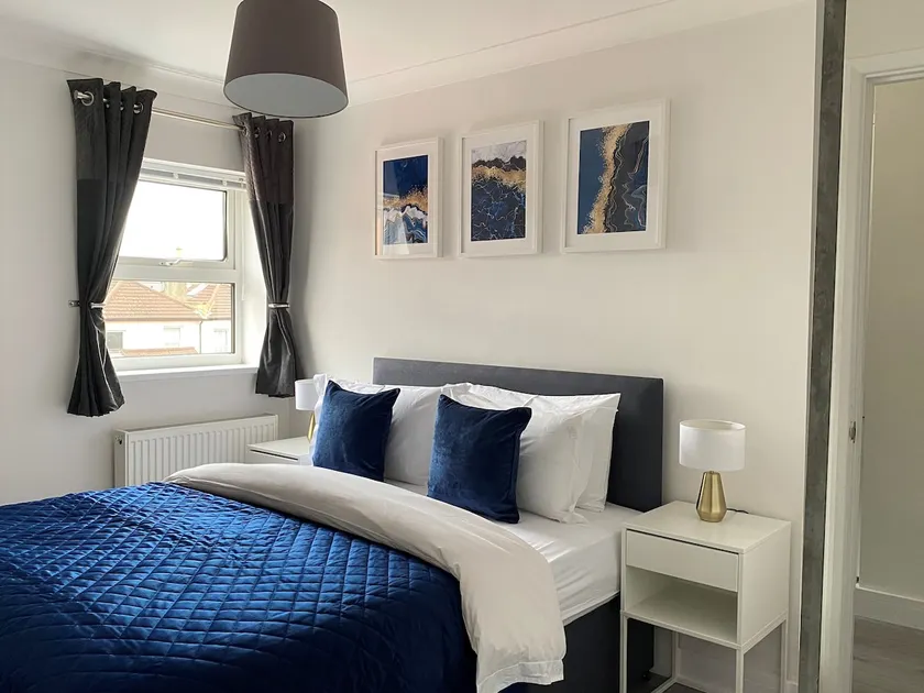 Saffron Court by Wycombe Apartments - Apt 06 - Image 1