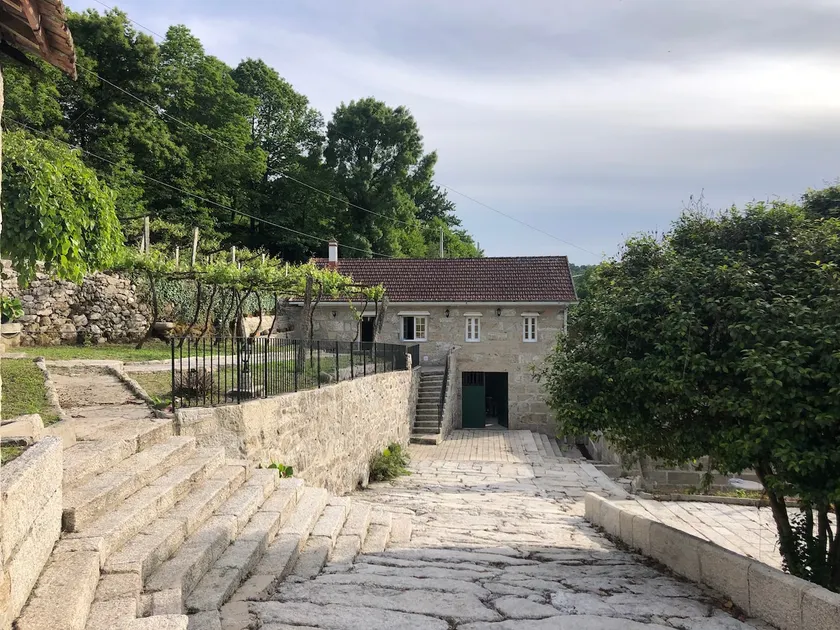 QUINTA DO SOUTO - RURAL HOUSE WITH POOL AND JACUZZI - Image 1