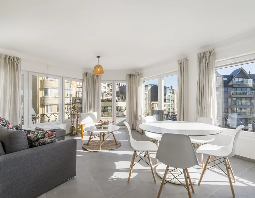 Corner apartment by the sea/ Panne a Côte - Image 1