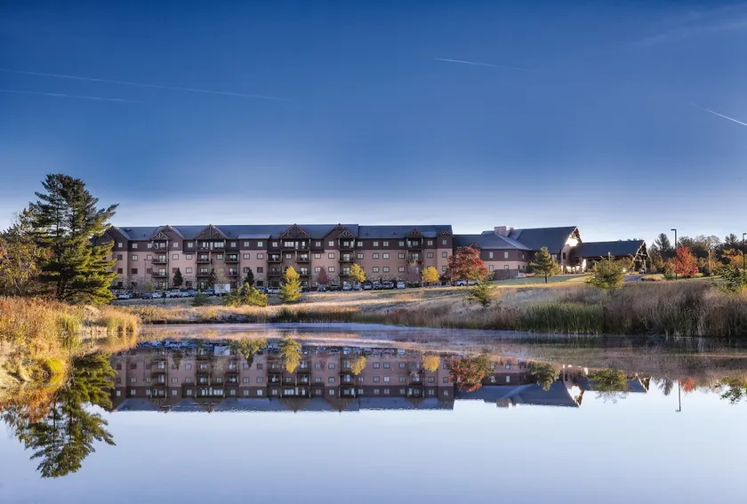 Glacier Canyon Resort med fri adgang til vandland og andre faciliteter - Image 1