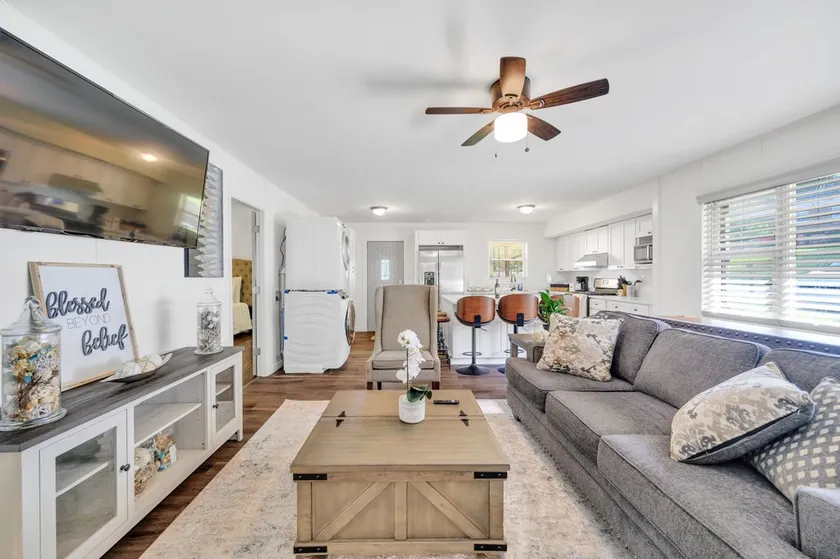 Cozy 4bedroom Bungalow in Davidson Sleeps 10 - Image 1