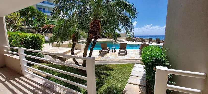 Ocean Bliss: Balcony & Pools & Peloton Bike! - Image 1