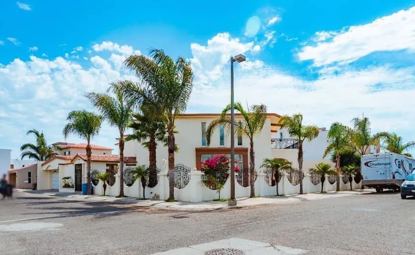 Casa del Angel—Luxurious Home Beach Side - Image 1